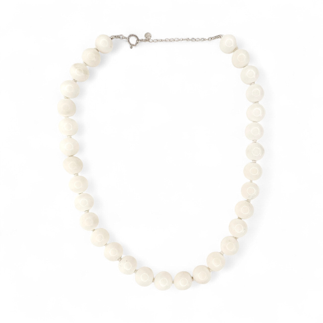 Colar Maxi Esferas Shell Branca Fecho Prata 925