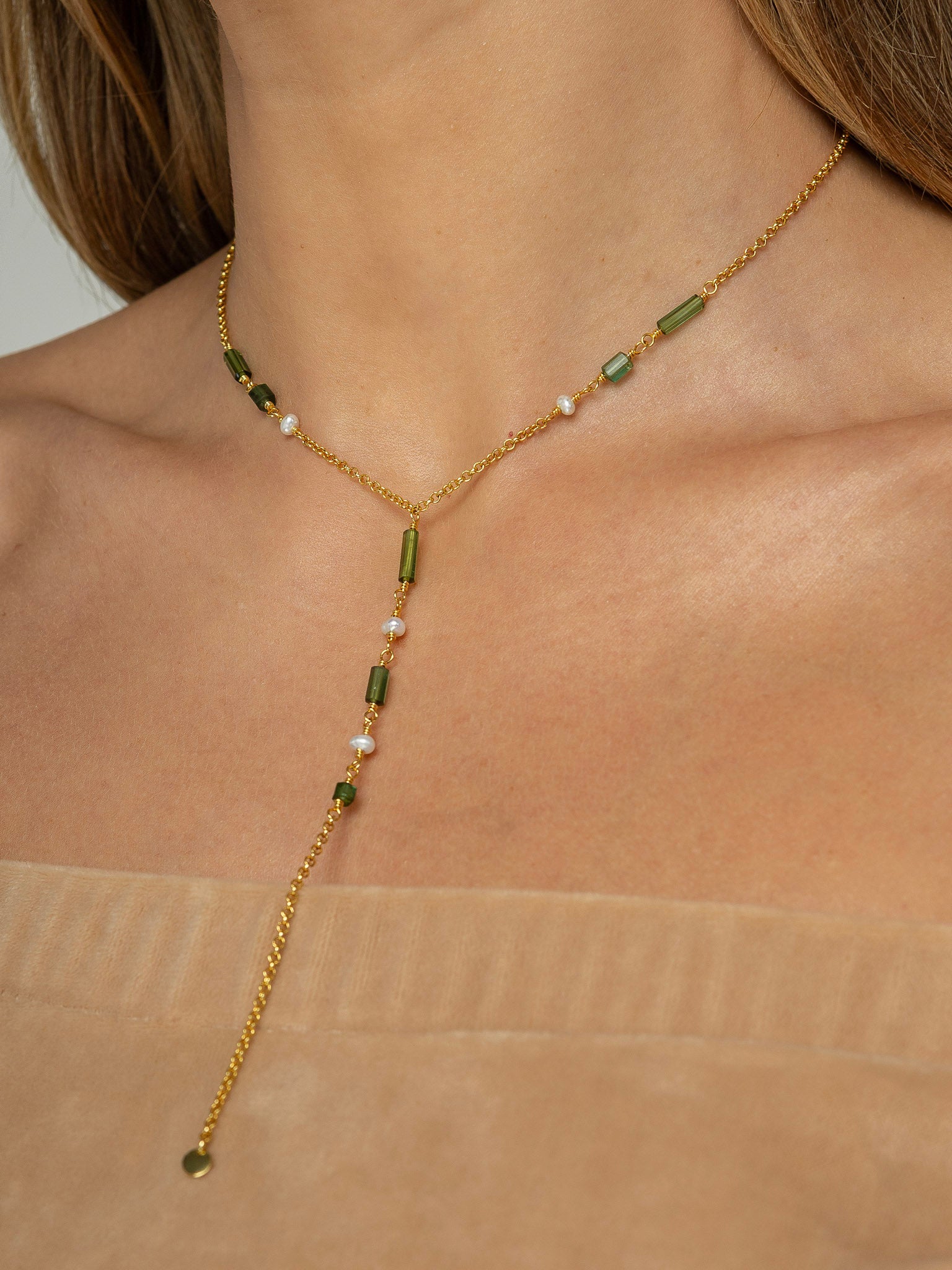 Colar Gravata Turmalina Verde e Pérolas em Prata 925